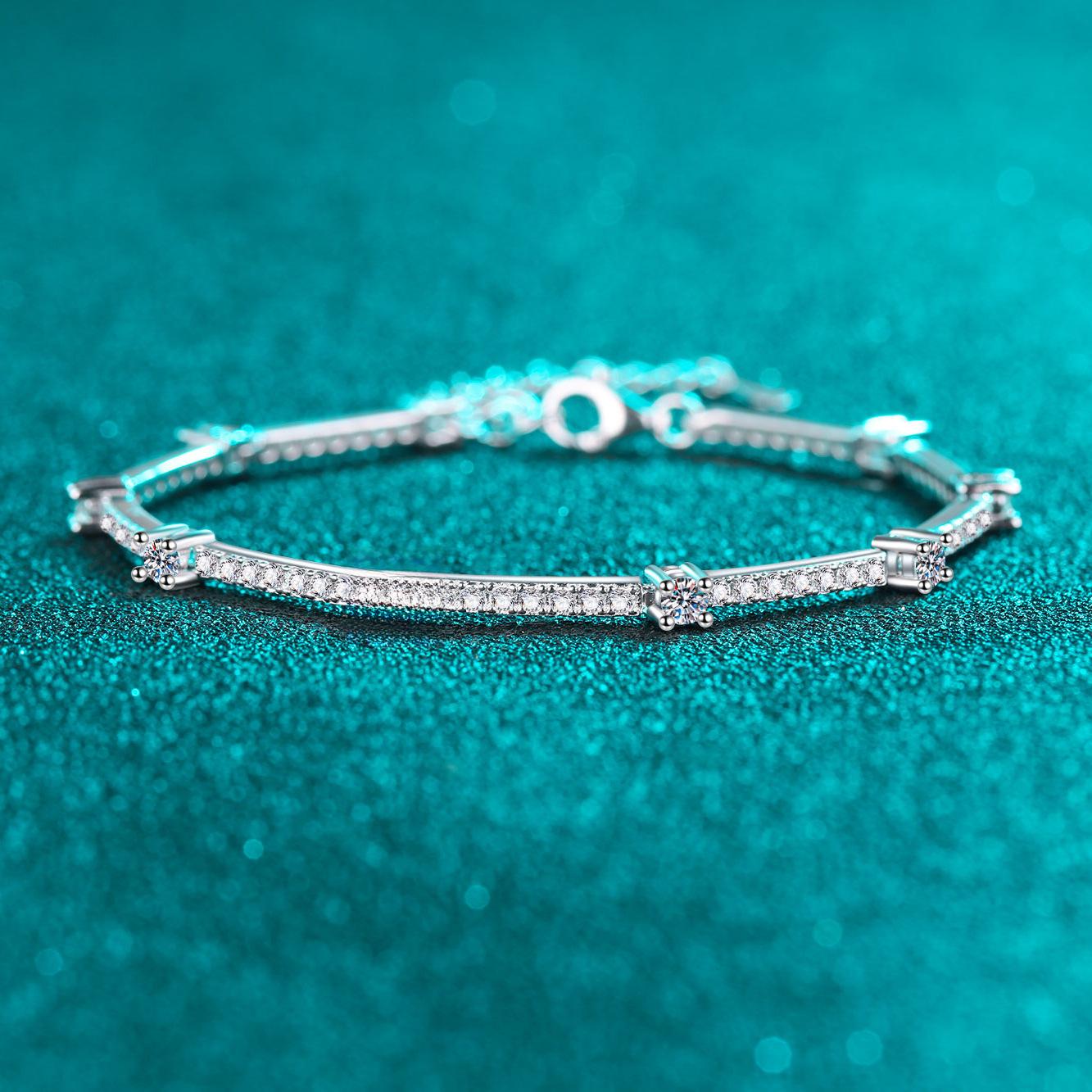 Women's S925 Sterling Silver Moissanite Bracelet with Cartoon and Leaf Motifs