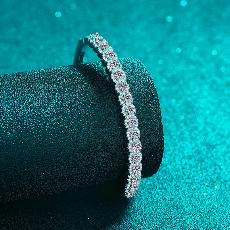 Bracelet with 2.48 Carat Full-Cut Moissanite Stars and Floral Motifs in Platinum-Plated 925 Sterling Silver